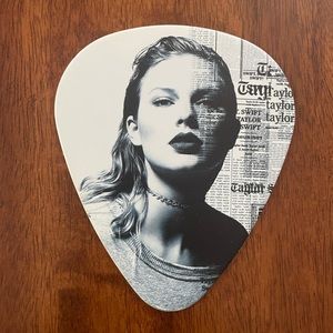 Large Taylor Swift Guitar Pick - 4” - Reputation Tour - NWOT